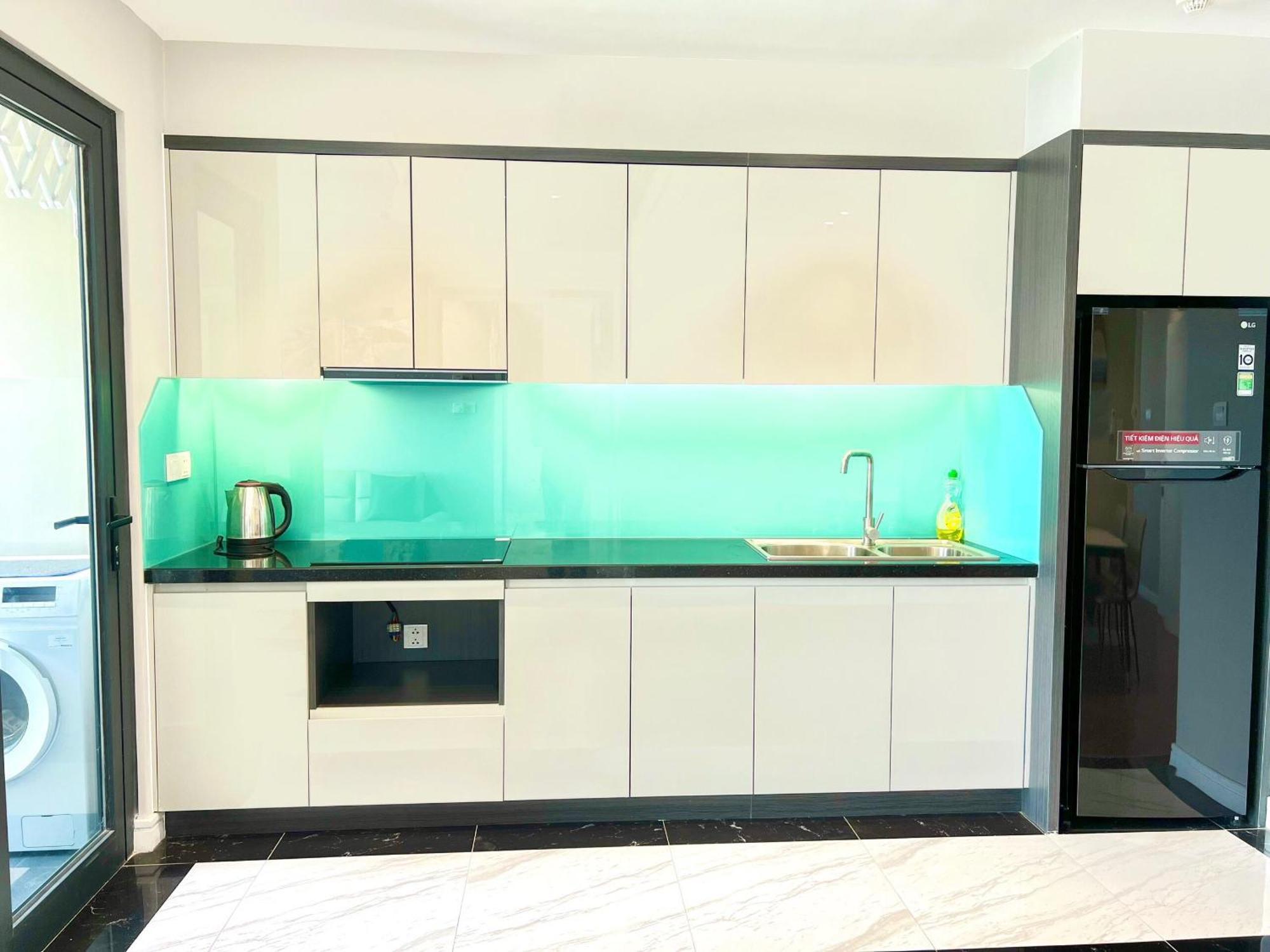 Altara - Ruby Luxury